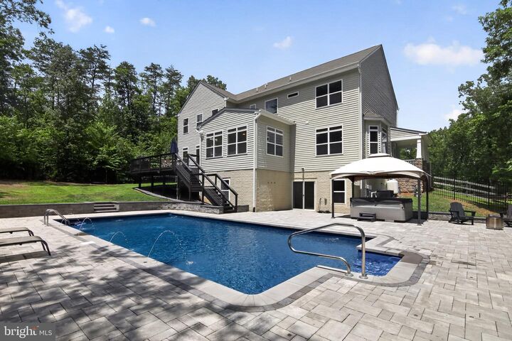 Property Photo:  526 Fair Havens Lane  VA 22406 
