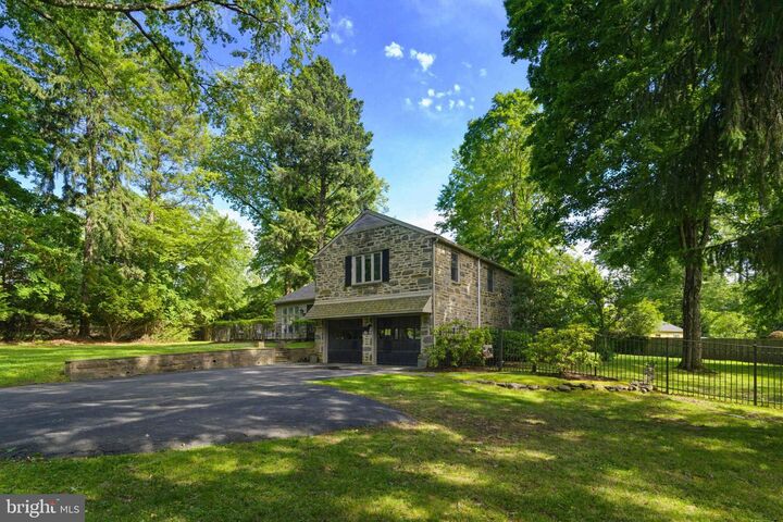 Property Photo: 1070 Blue Rock Lane PA 19422