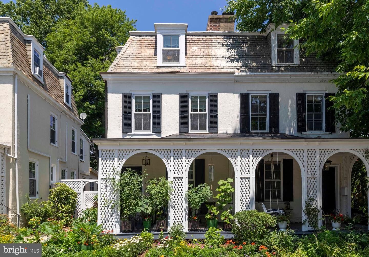 Property Photo: 8615 Evergreen Place PA 19118