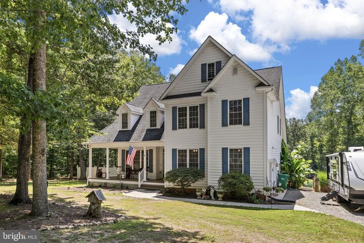 Property Photo:  621 Ridgemont Drive  VA 23093 