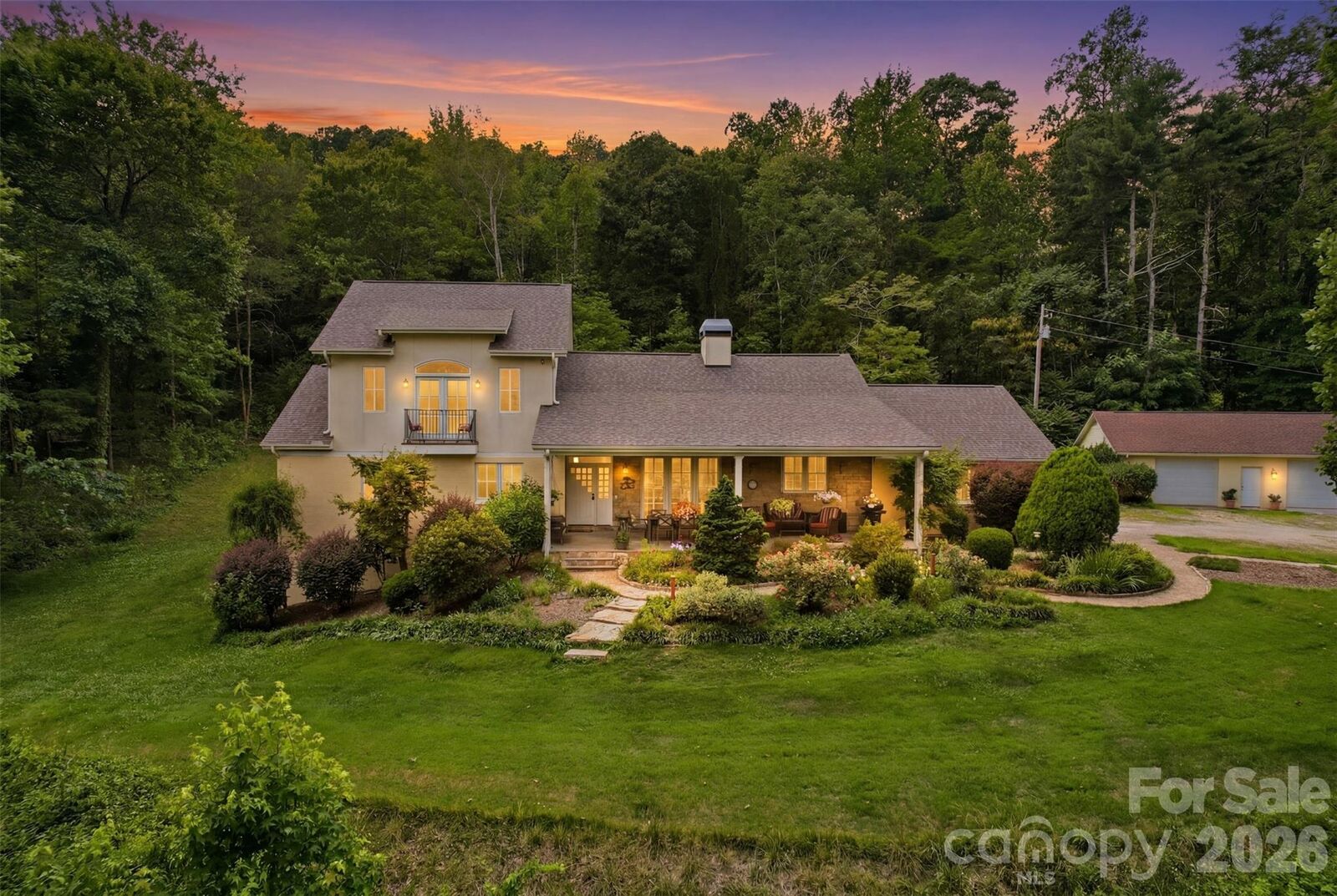 Property Photo:  811 Butter Street  SC 29356 