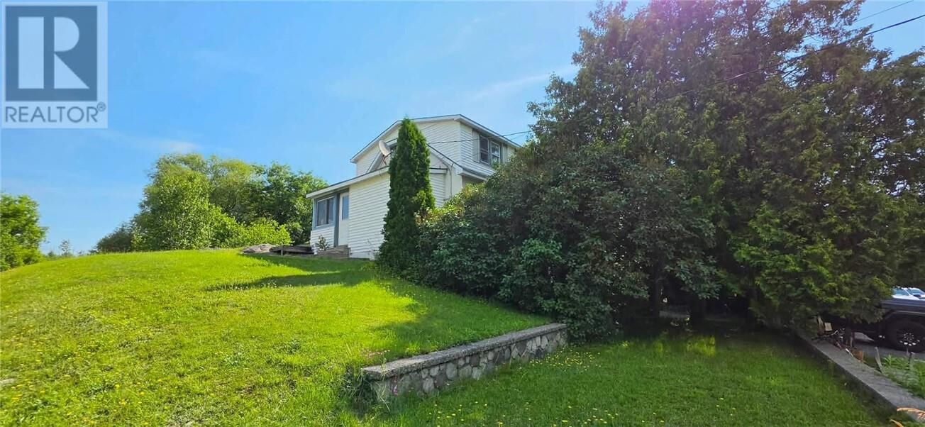 Property Photo:  1580 Bancroft Drive  ON P3B 1R8 