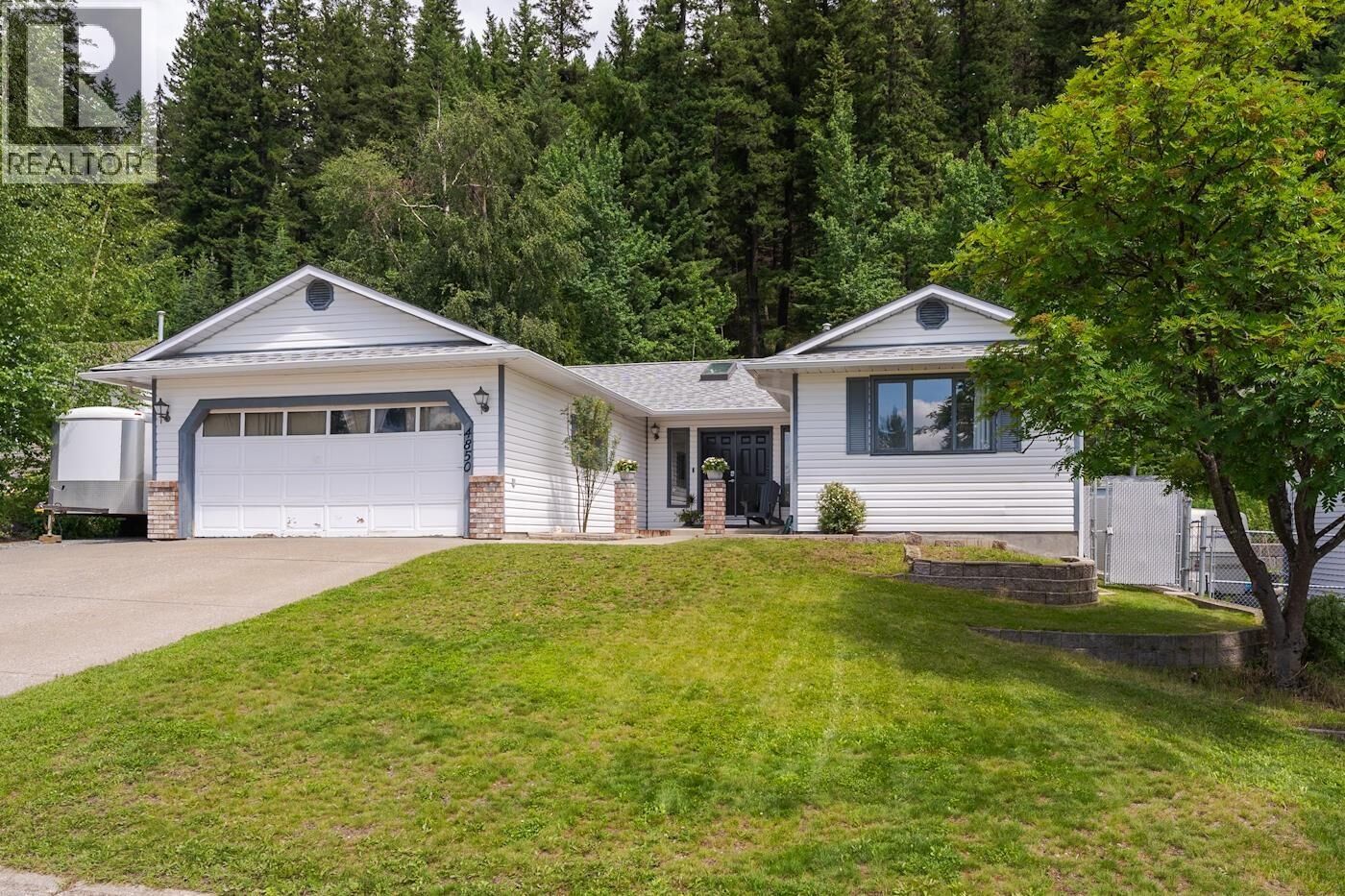 Property Photo:  4850 North Meadow Road  BC V2K 4E6 