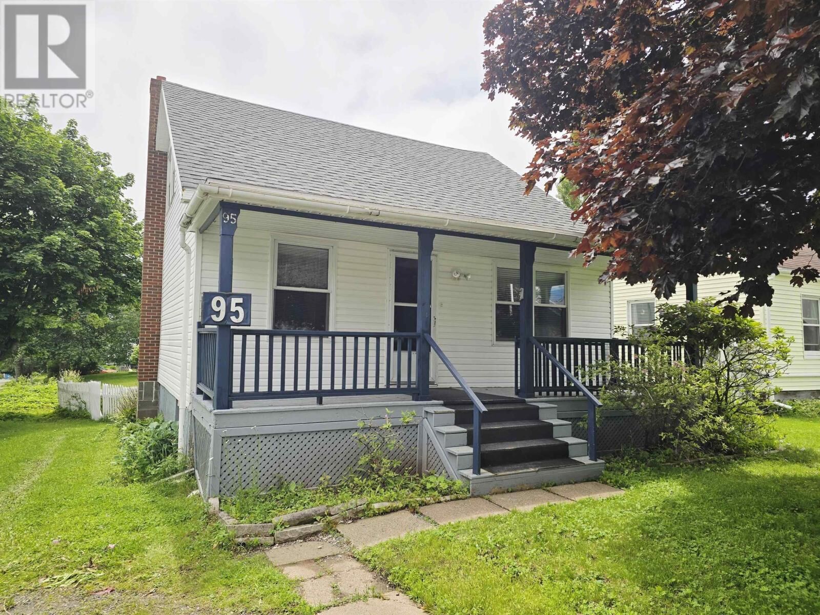 Property Photo: 95 Poplar Street NS B0K 1H0