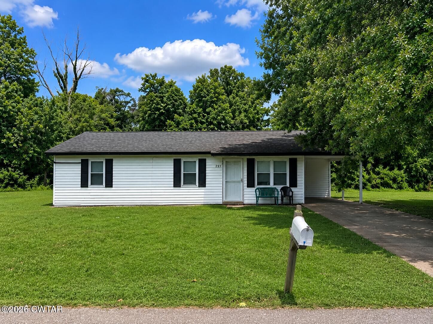 Property Photo:  293 Lyte Circle  TN 38024 