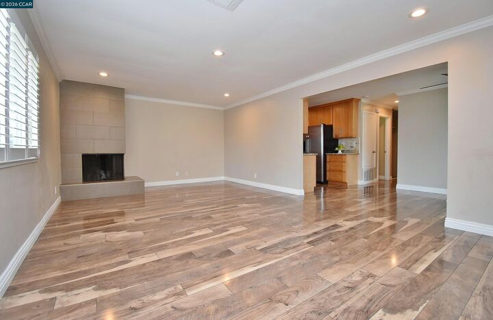 Property Photo:  4640 Rishell Ct 1  CA 94521 