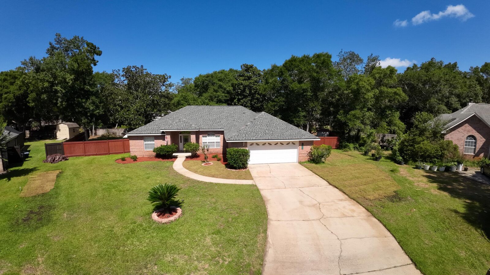 Property Photo:  6900 Calle De Caballero  FL 32566 