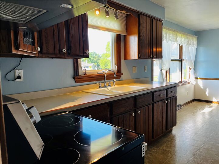 Property Photo:  2670 Laurie Drive  PA 16441 