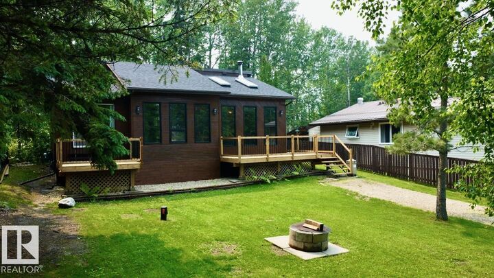 Property Photo:  5 Birch Avenue  AB T0E 0L0 