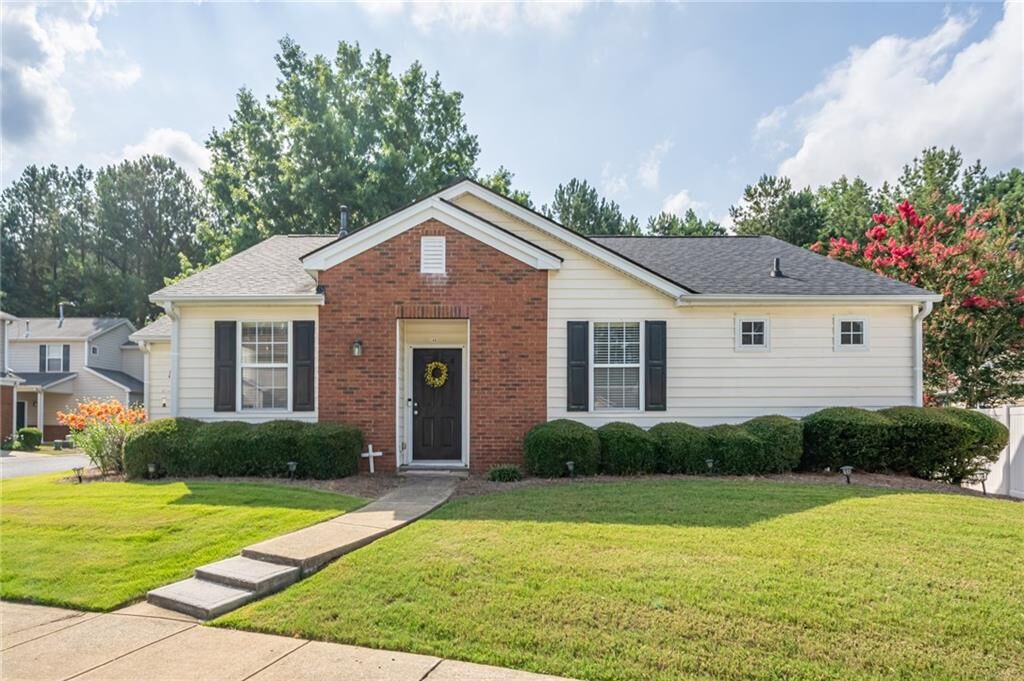 Property Photo: 166 Windcroft Circle NW GA 30101