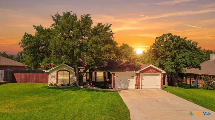 Property Photo:  302 Wrought Iron Drive  TX 76548 