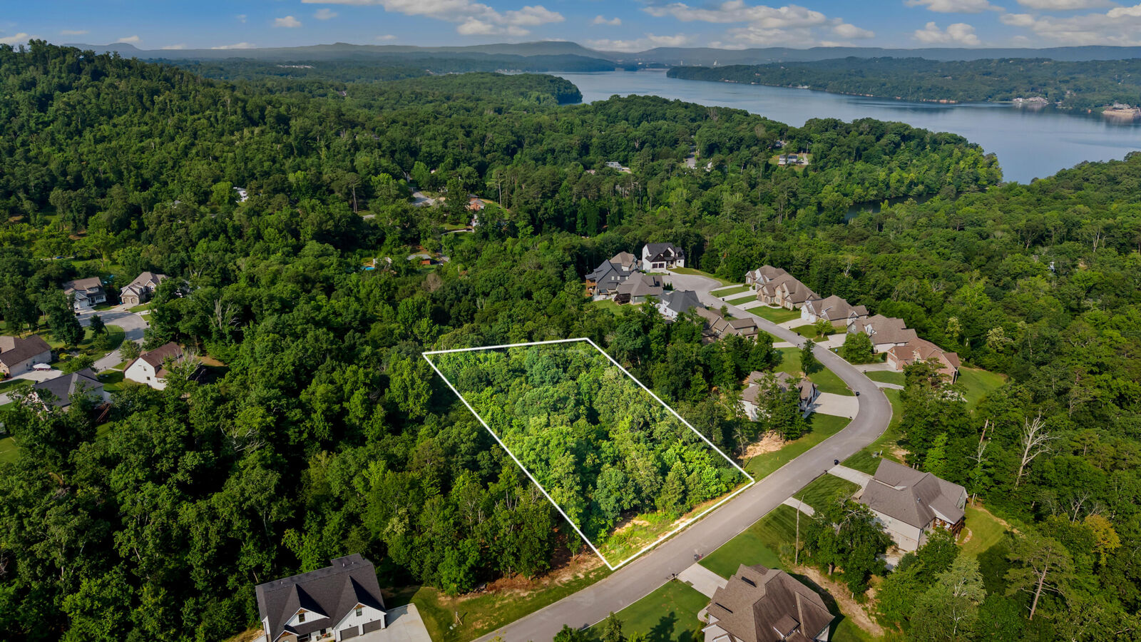 Property Photo: 5159 Abigail Lane TN 37416