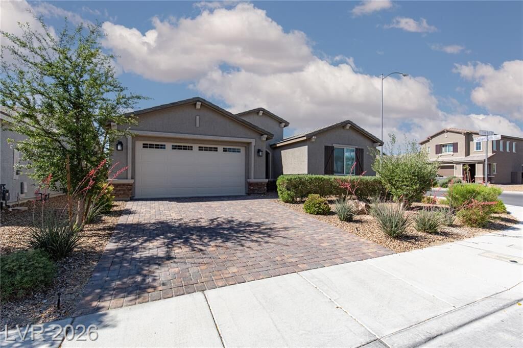 Property Photo:  1639 Dire Wolf Street  NV 89084 