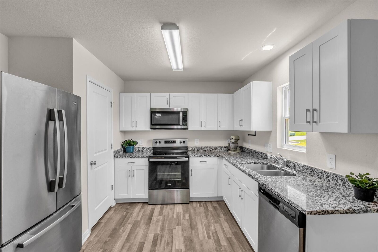 Property Photo: 14132 Harlequin Drive TX 77318