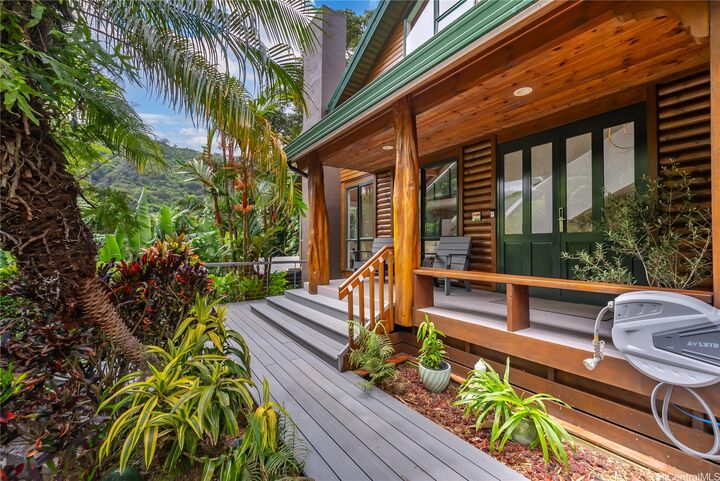 Property Photo:  3702 Old Pali Road  HI 96817 