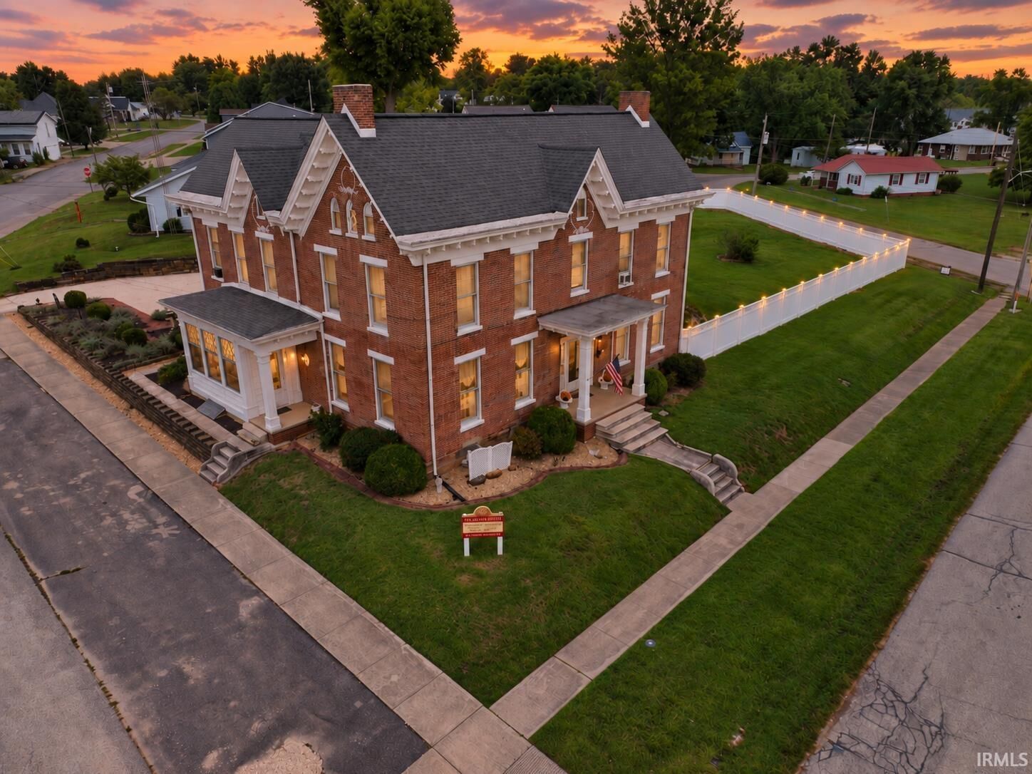 Property Photo:  501 E Main Street  IN 47553 