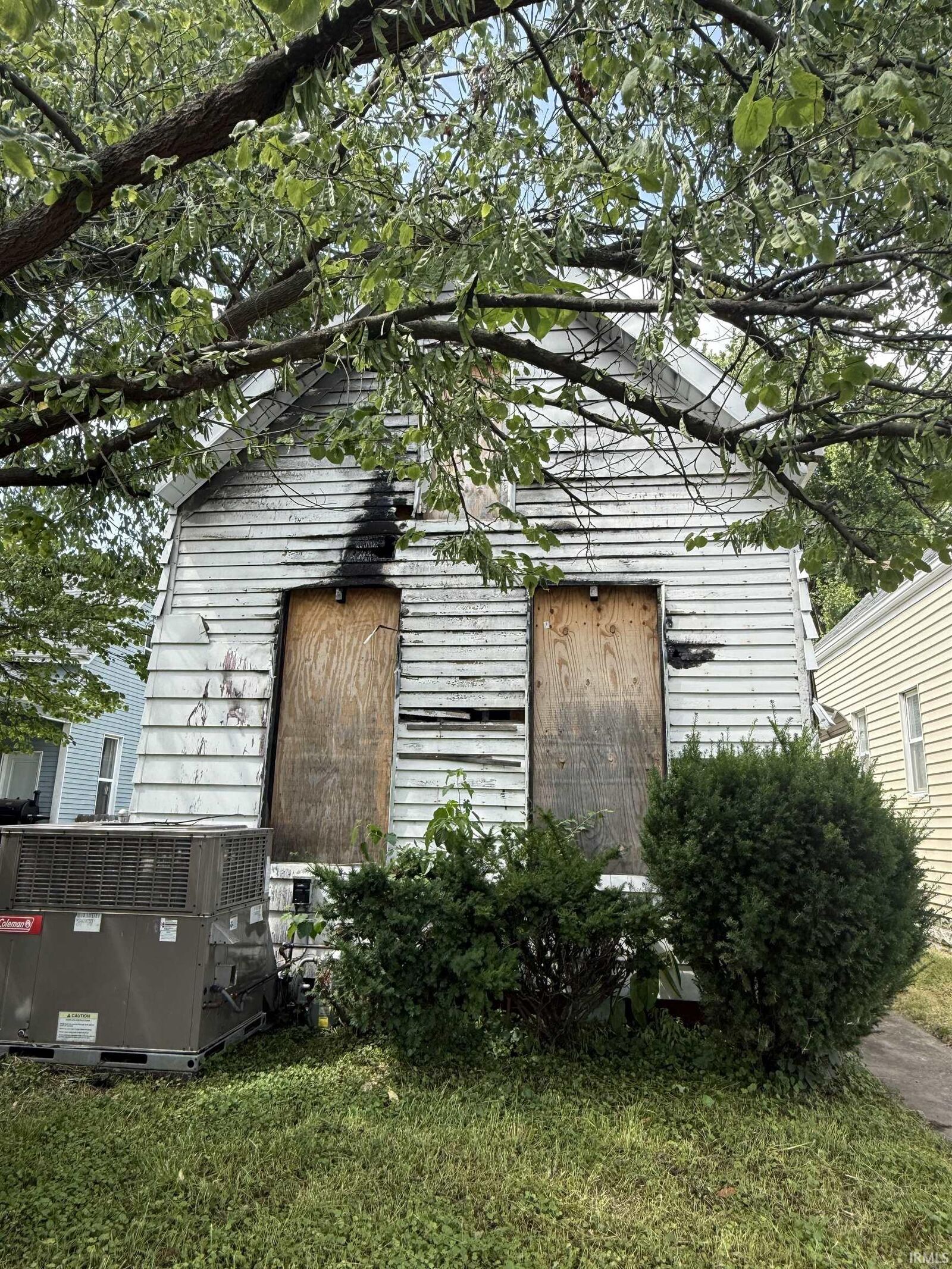 Property Photo:  2605 W Virginia Street  IN 47712 