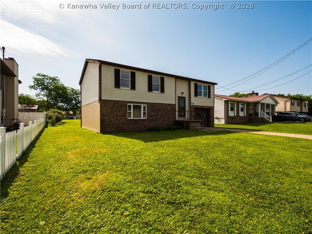 Property Photo:  106 Pinehurst Drive  WV 25202 