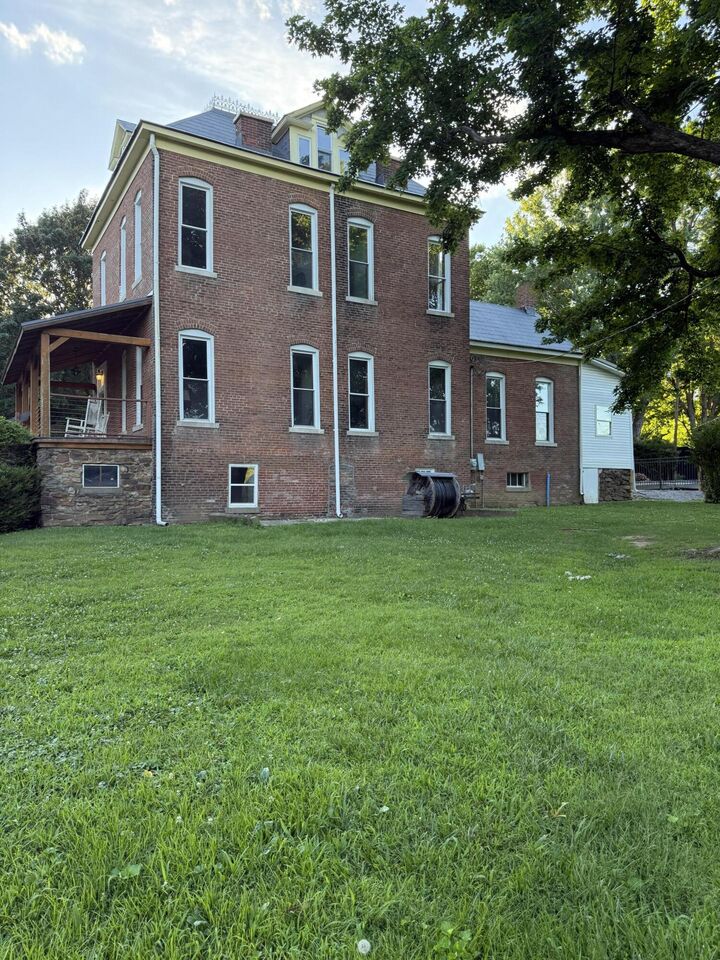 Property Photo: 115 Pierce Street KY 42064