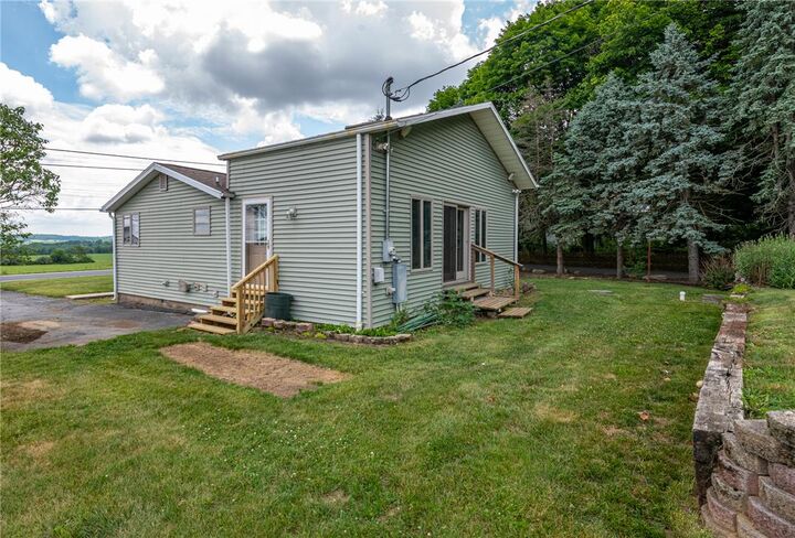 Property Photo: 5861 Memorial Road PA 18053