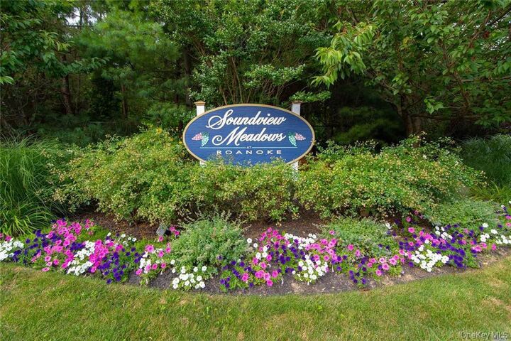 Property Photo: 4 Pheasant Court NY 11901