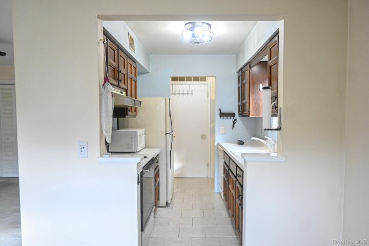 Property Photo:  83 Sycamore Drive 83  NY 10940 