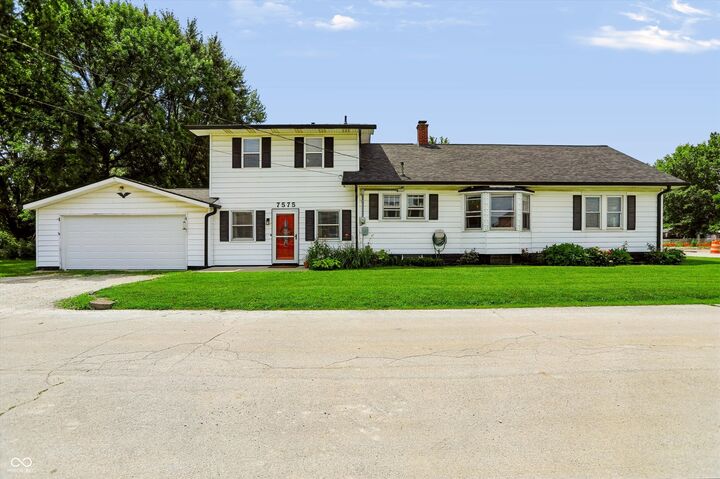 Property Photo: 7575 N Form Street IN 46055
