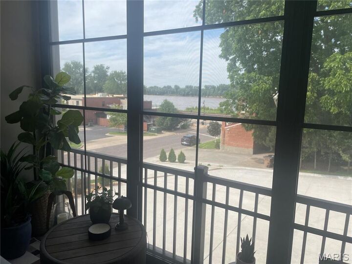 Property Photo:  497 W Main Street  MO 63090 