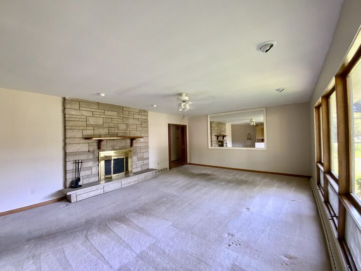 Property Photo:  720 McClaran Avenue  IL 60506 