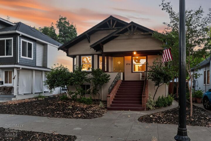 Property Photo:  2710 D Street  CA 95816 