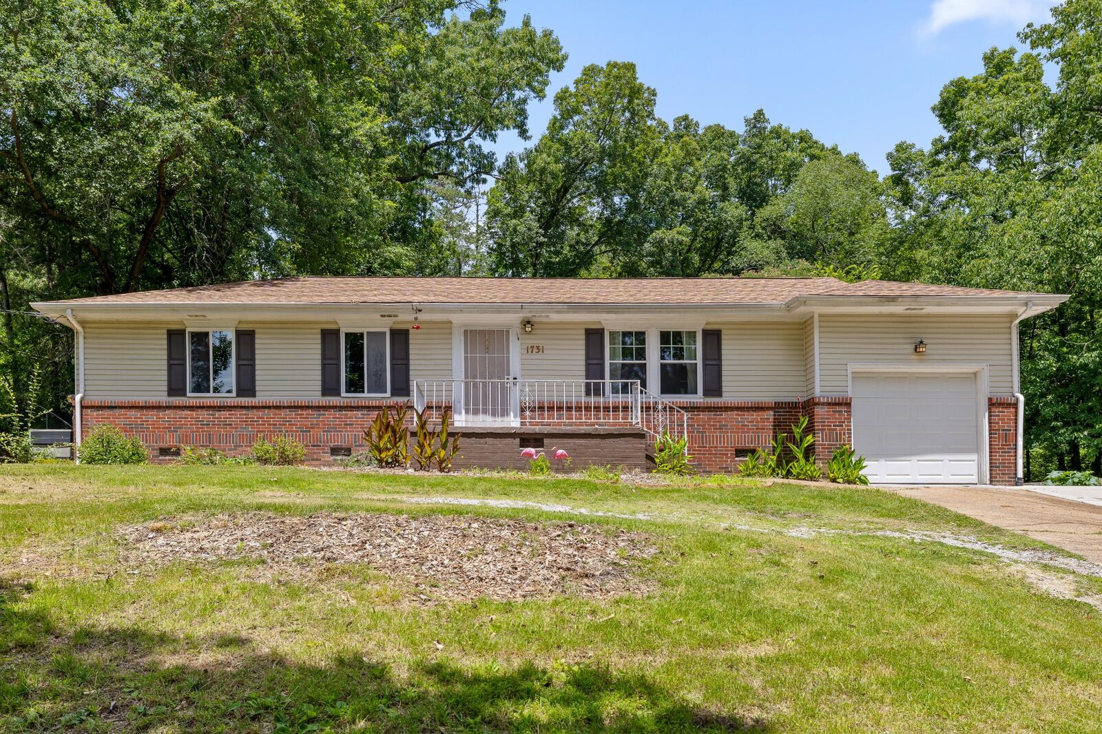 Property Photo:  1731 Jeanaga Trail  TN 37406 