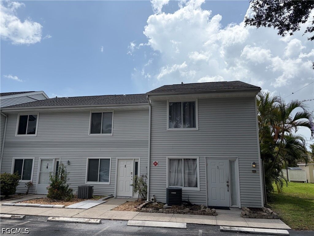Property Photo: 13160 Kings Point Drive 2 FL 33919
