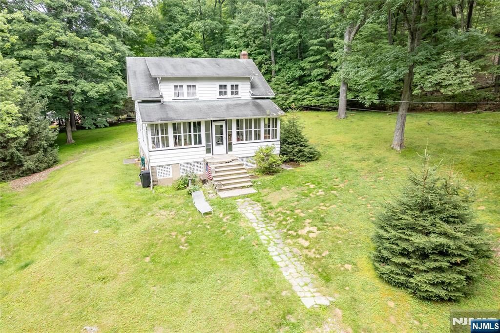 Property Photo: 121 Townsend Road NJ 07465