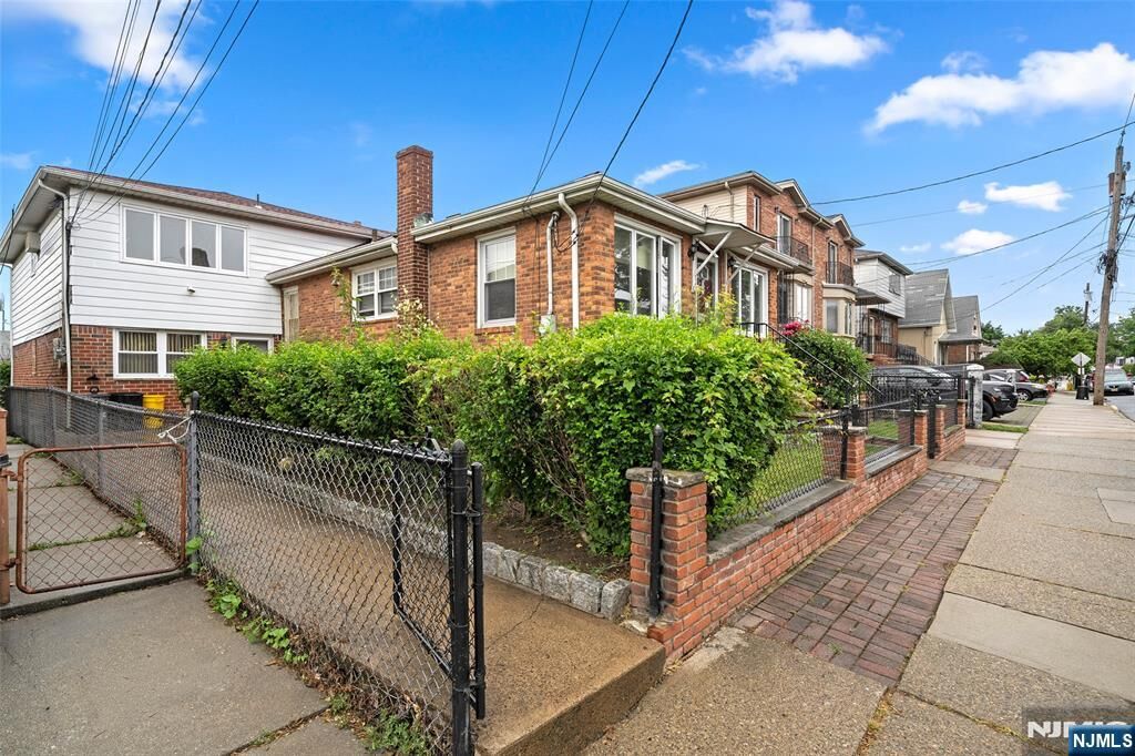 Property Photo: 209 8th Street 2 NJ 07022
