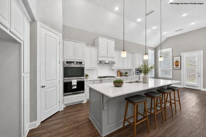 Property Photo: 7457 Pondview Lane TX 76123