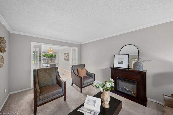 Property Photo: 4315 Credit Pointe Drive ON L5M 3J8