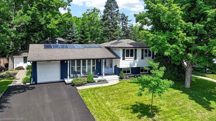 Property Photo: 2389 Peart Court ON L7P 2V5