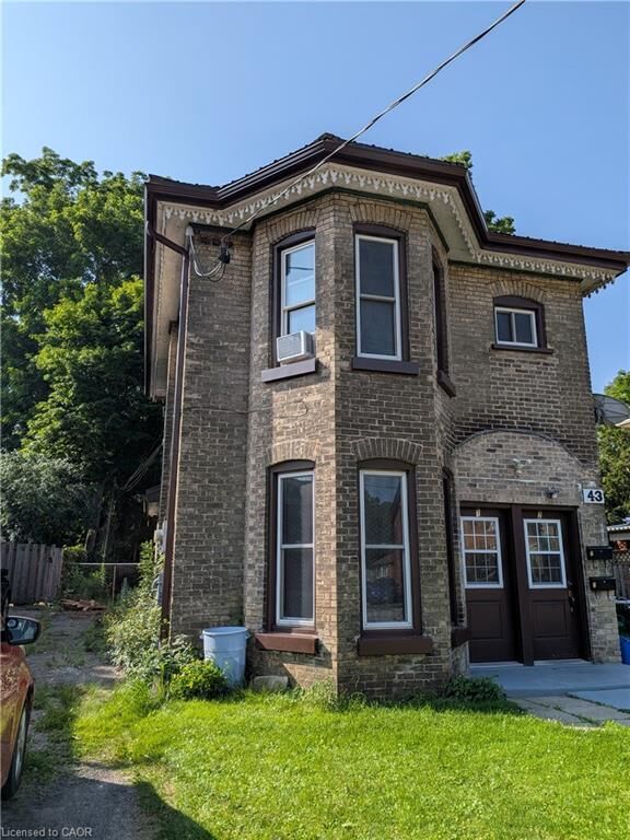 Property Photo:  43 Port Street  ON N3S 1Y3 