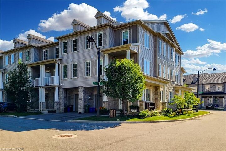 Property Photo:  11 Pipe Avenue  ON L9K 0J9 