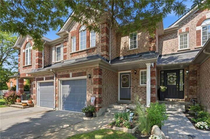 Property Photo:  2001 Atkinson Drive 2  ON L7M 4H7 