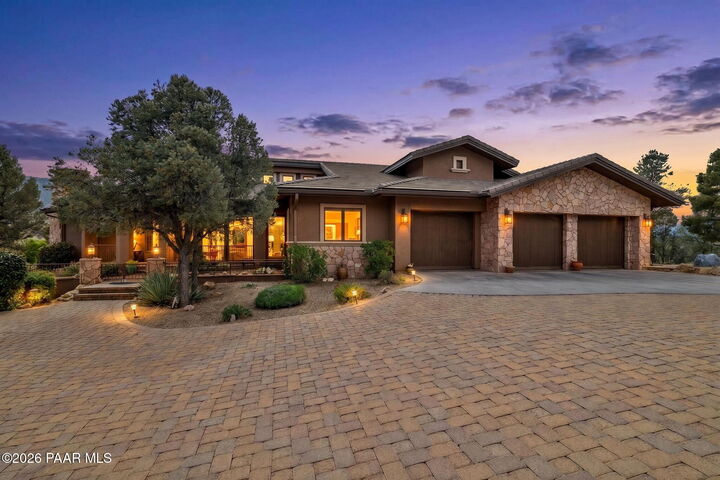 Property Photo: 4680 W Distant View Trail AZ 86305