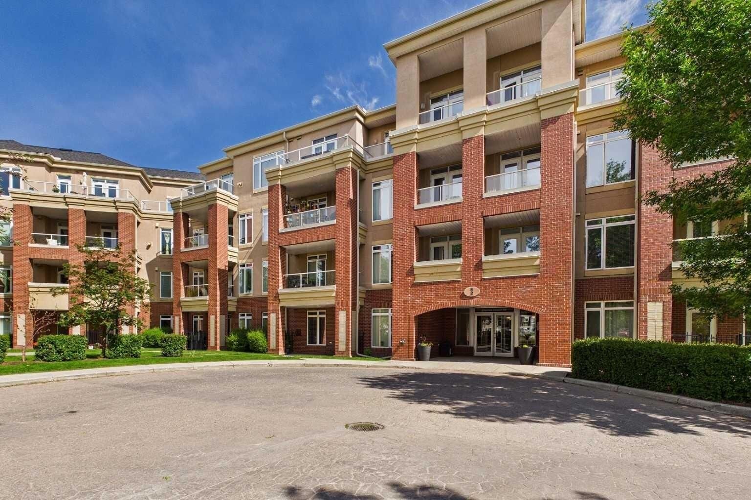 Property Photo:  2 Hemlock Crescent SW 405  AB T3C 2Z1 