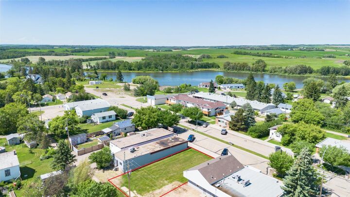 Property Photo: 4851 50 Street AB T0C 0B0