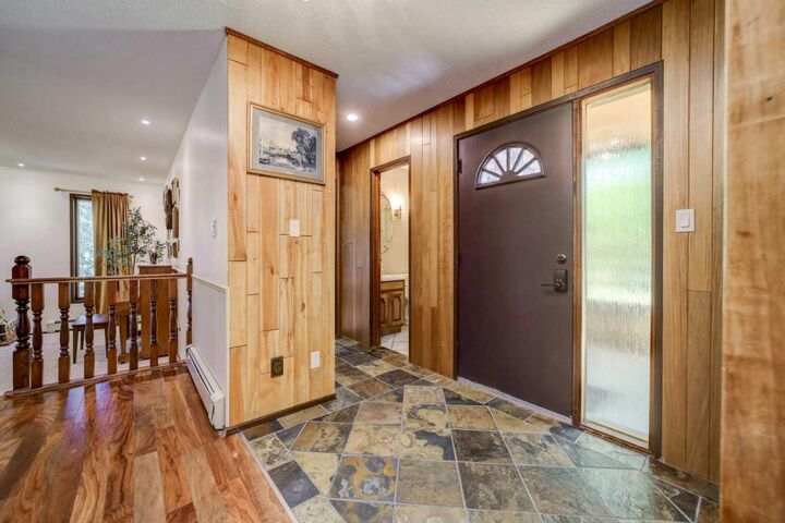 Property Photo: 1070 Geddes Avenue AB T0K 1W0