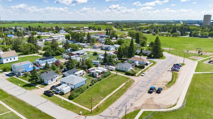 Property Photo: 4903 49 Street AB T0C 0B0