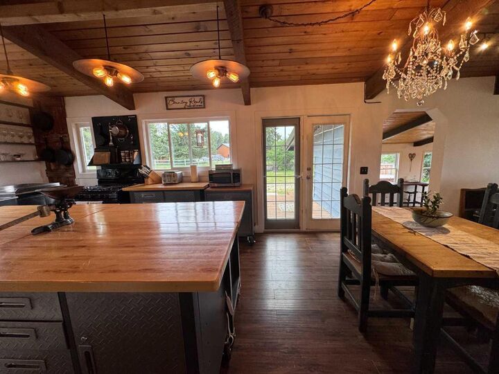 Property Photo: 33374 Range Road 55 AB T0M 1X0