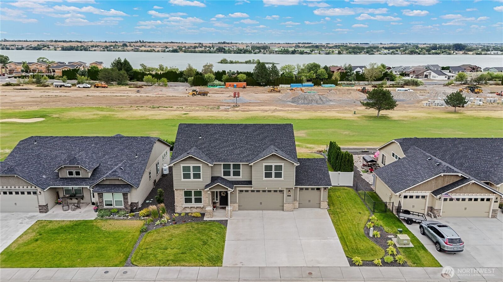 Property Photo: 4309 Hedman Court NE WA 98837