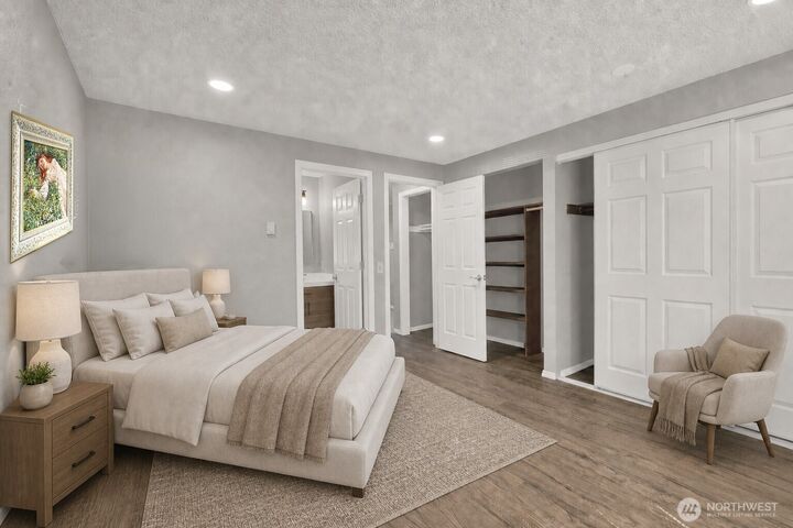 Property Photo:  25030  110 Place SE 7A  WA 98030 
