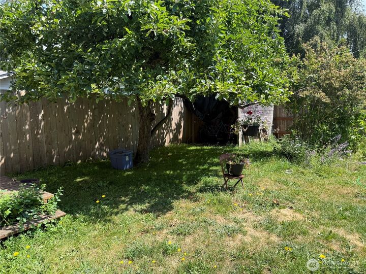 Property Photo: 1336 7th Street WA 98368