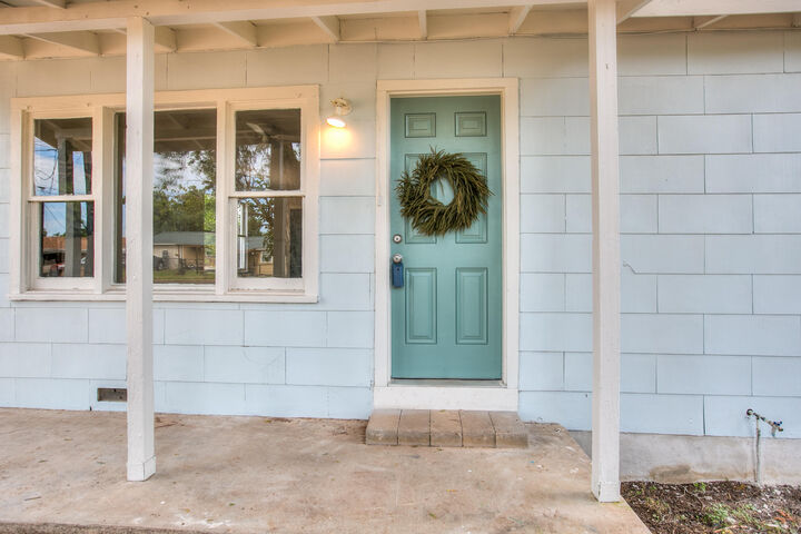 Property Photo: 3300 Hagelstein Street TX 76903